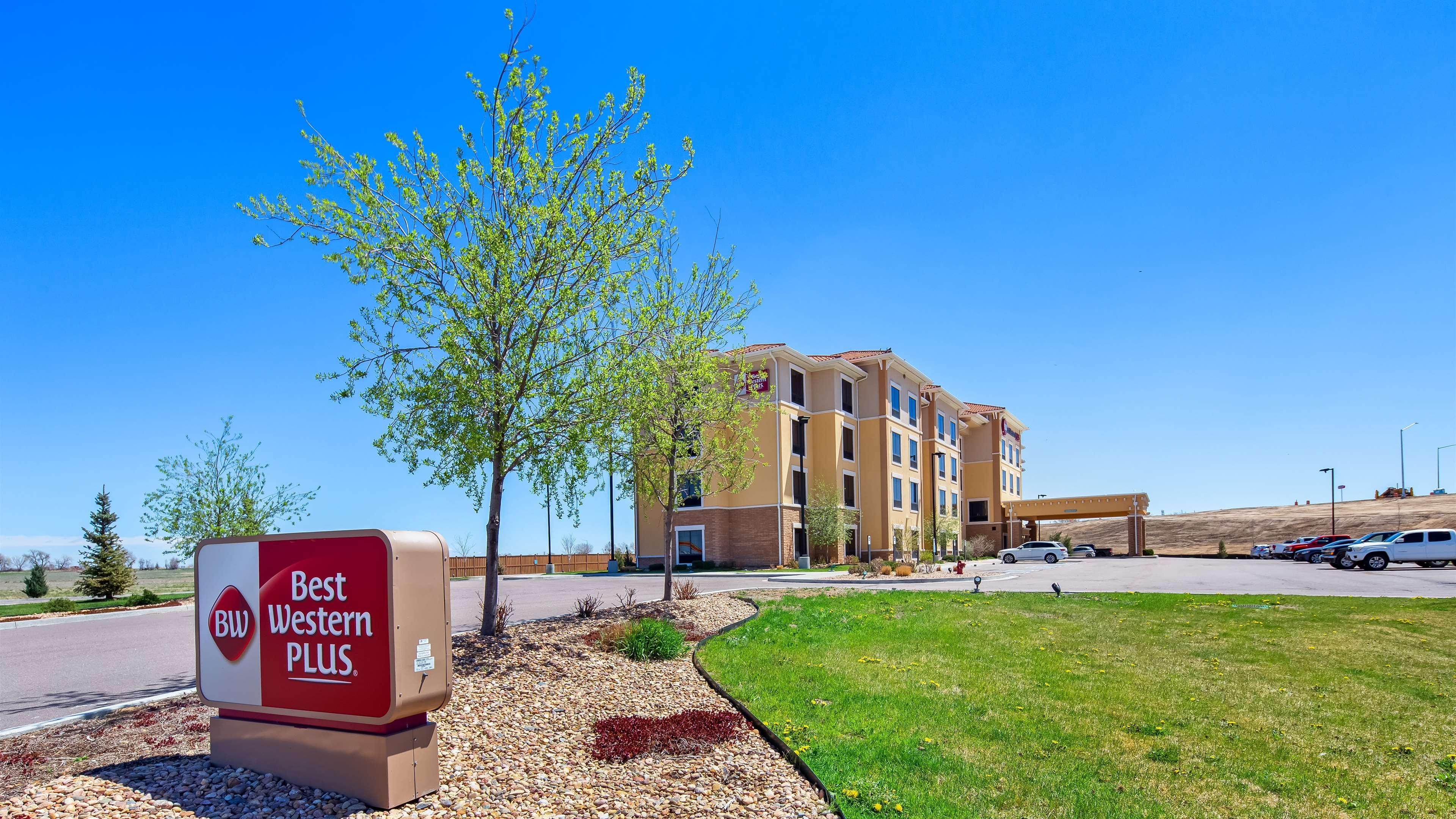 Best Western Plus Hudson Hotel & Suites Экстерьер фото